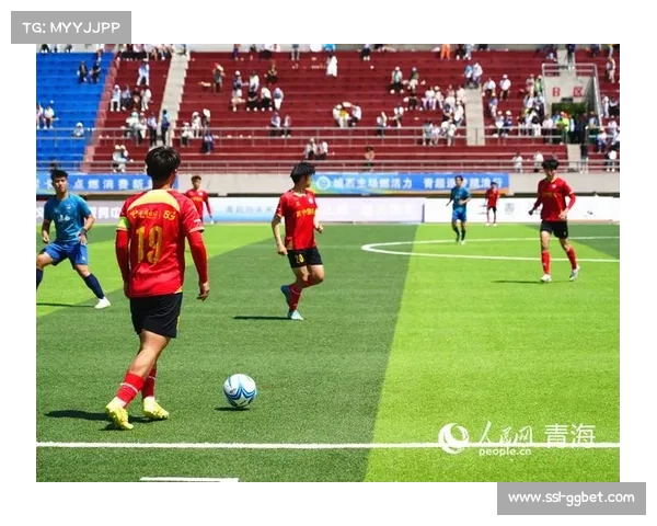 高原上的足球交流赛:西宁雪豹队胜辽宁抚顺队 高原上的足球交流赛:西宁雪豹队胜辽宁抚顺队